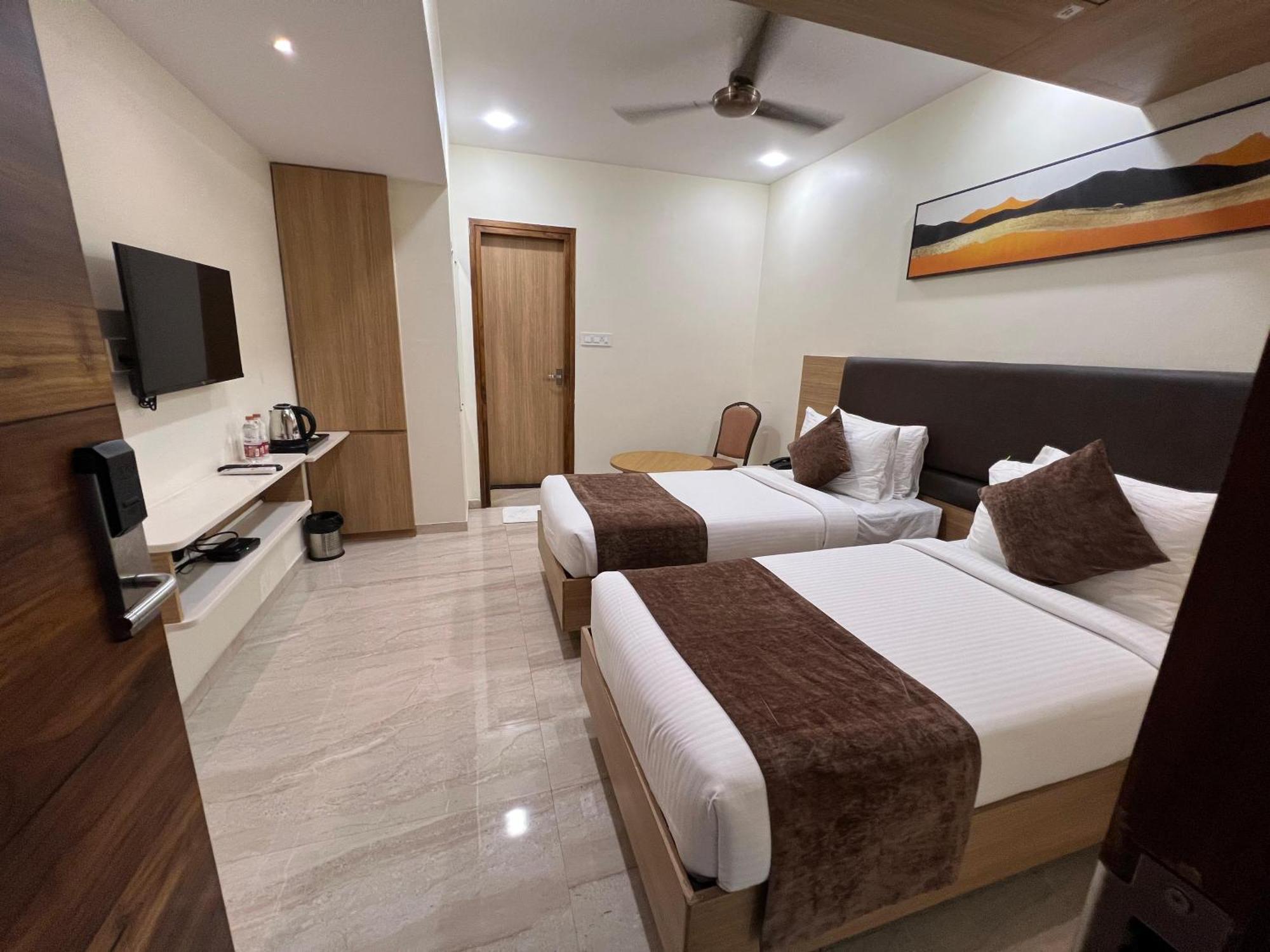 Hotel Touchwood Visakhapatnam Ngoại thất bức ảnh